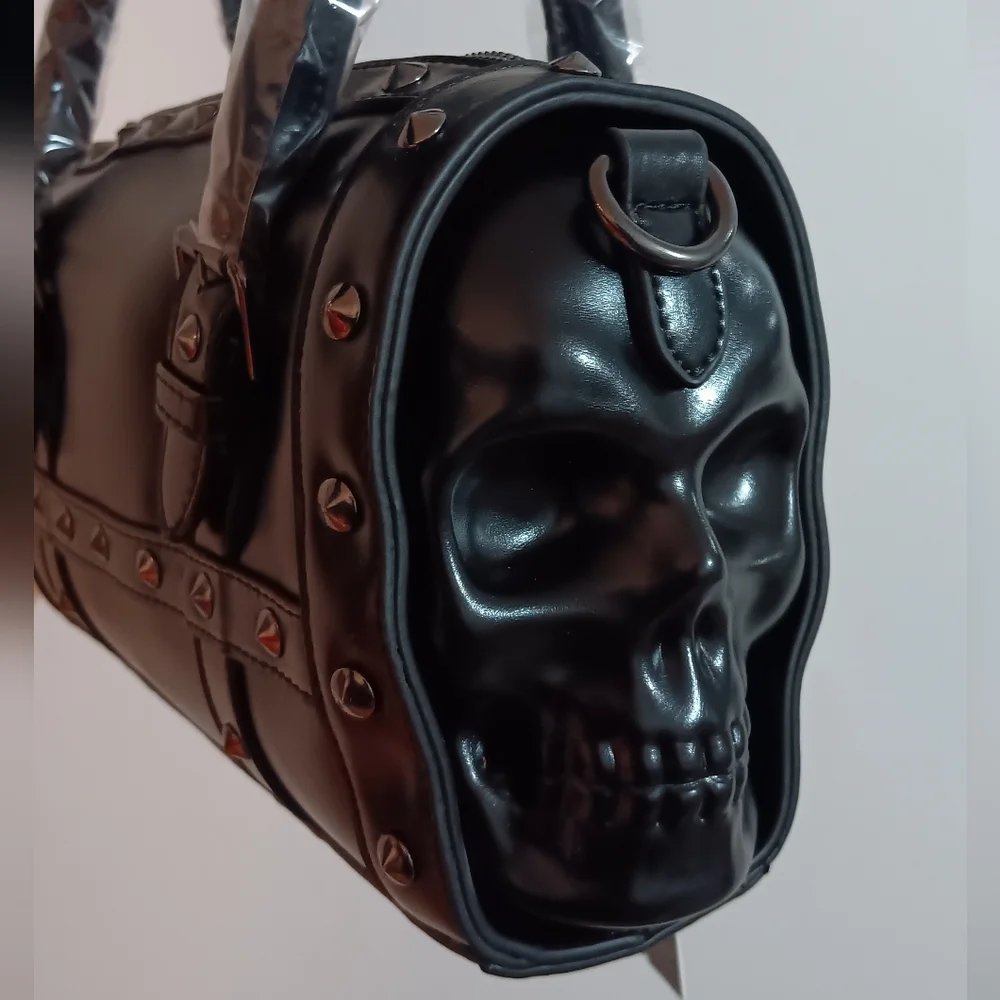 Double 3D Skull Bag (NWT)